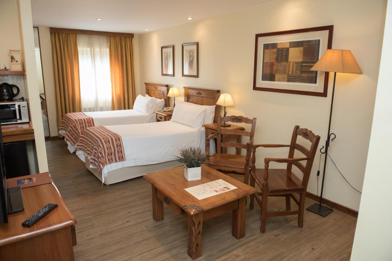 Del Bosque Apart Hotel Ushuaia Eksteriør billede