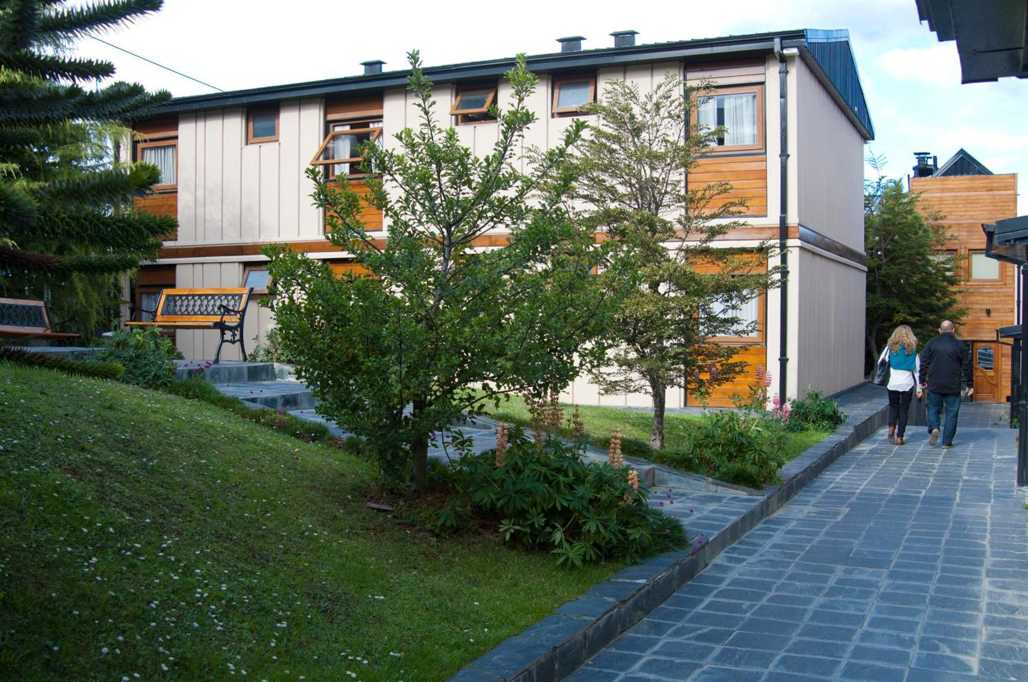 Del Bosque Apart Hotel Ushuaia Eksteriør billede