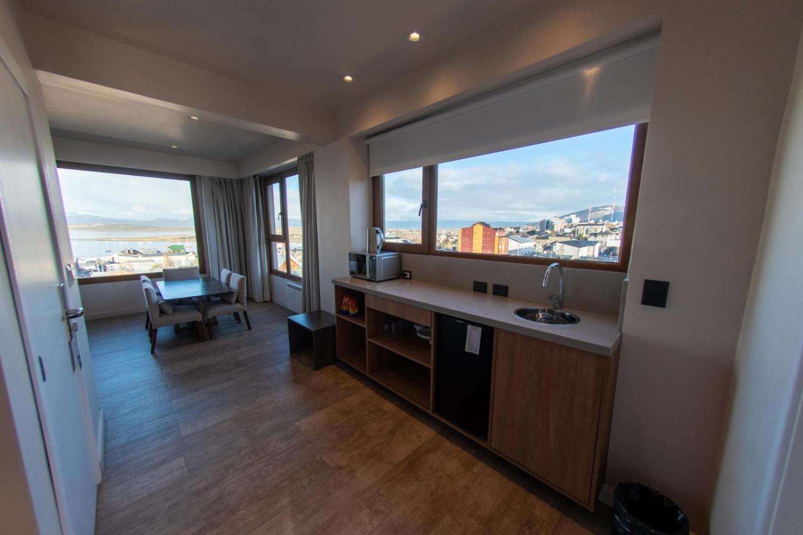 Del Bosque Apart Hotel Ushuaia Eksteriør billede