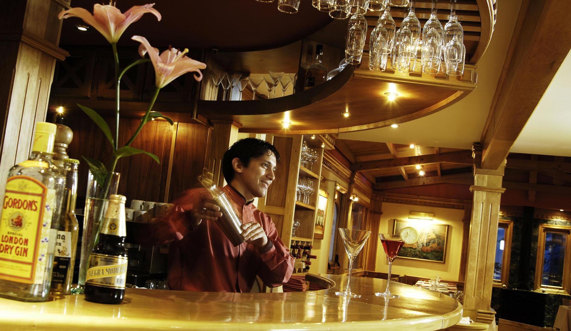 Del Bosque Apart Hotel Ushuaia Eksteriør billede